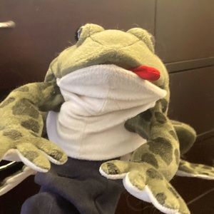 Frog puppet